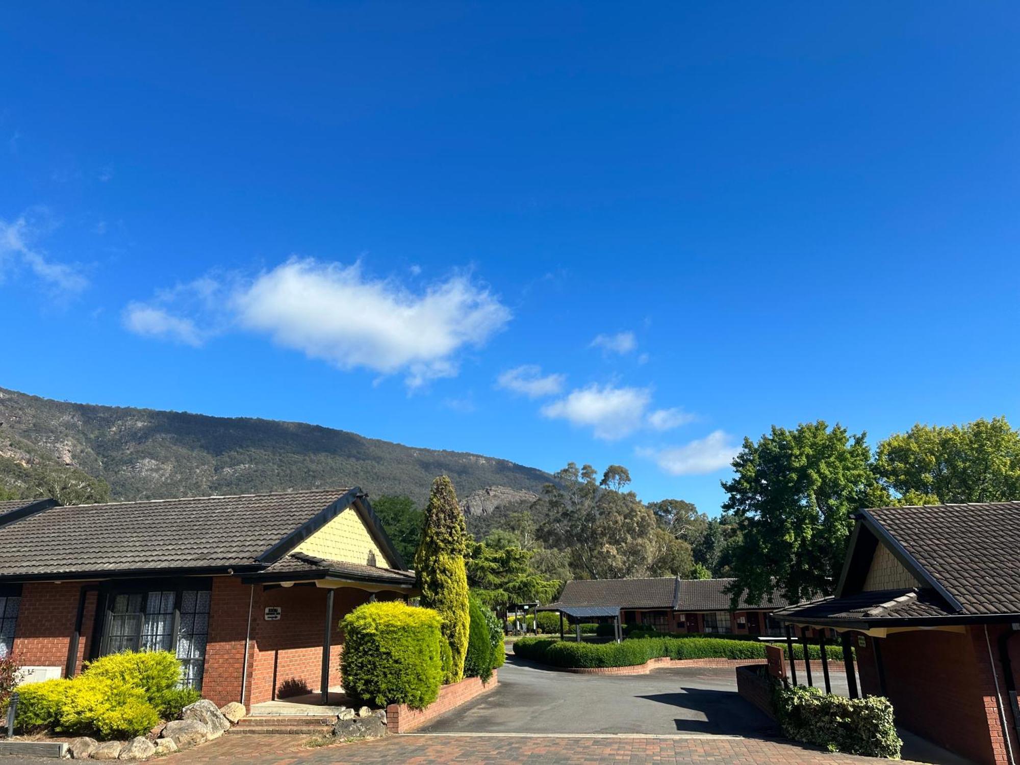 Golden Chain Country Plaza Motel Halls Gap Extérieur photo